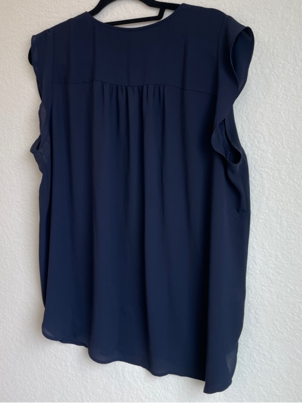 LOFT Navy Cap-Sleeve Button V-Neck Blouse XL - Picture 6 of 8